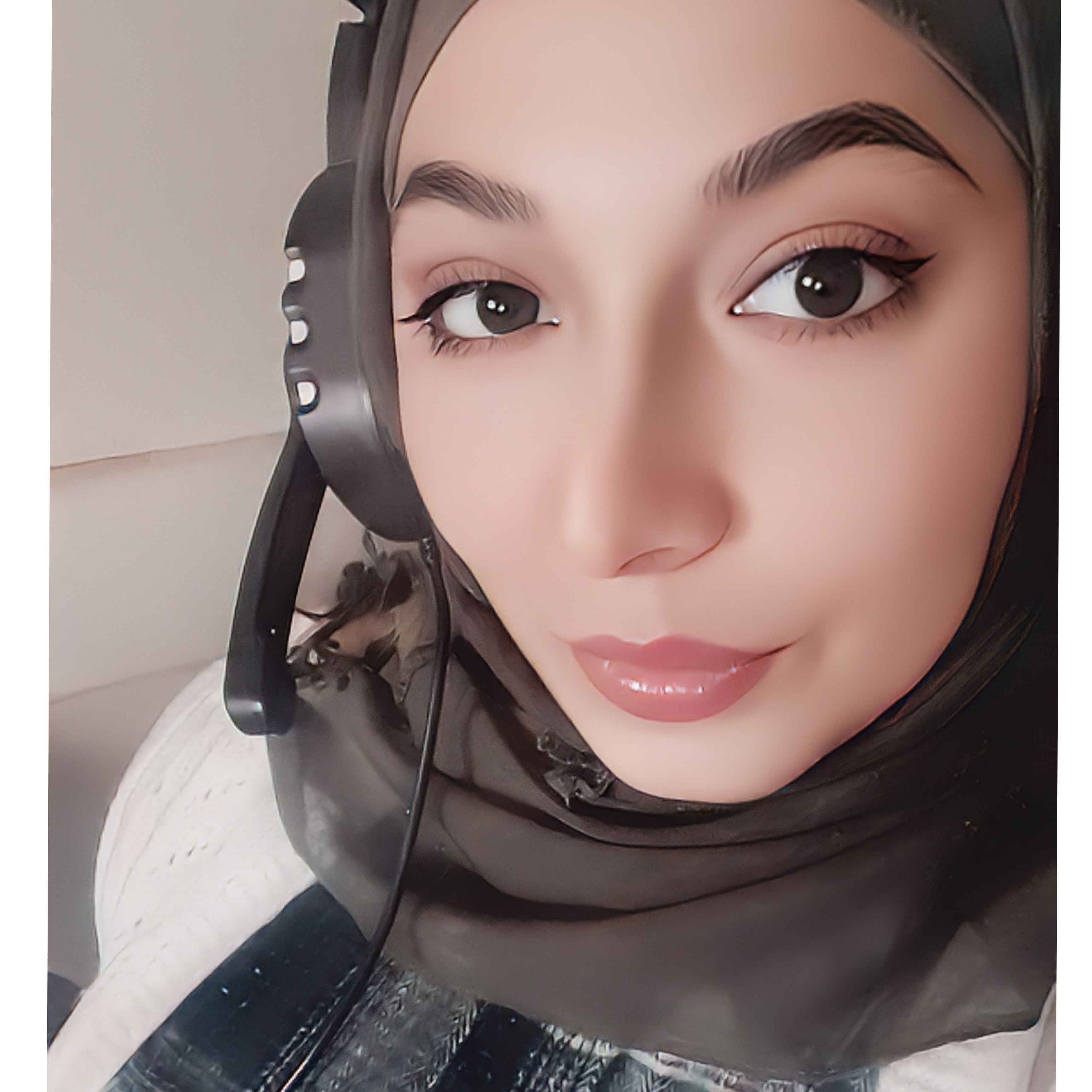 نور أنس طيارة