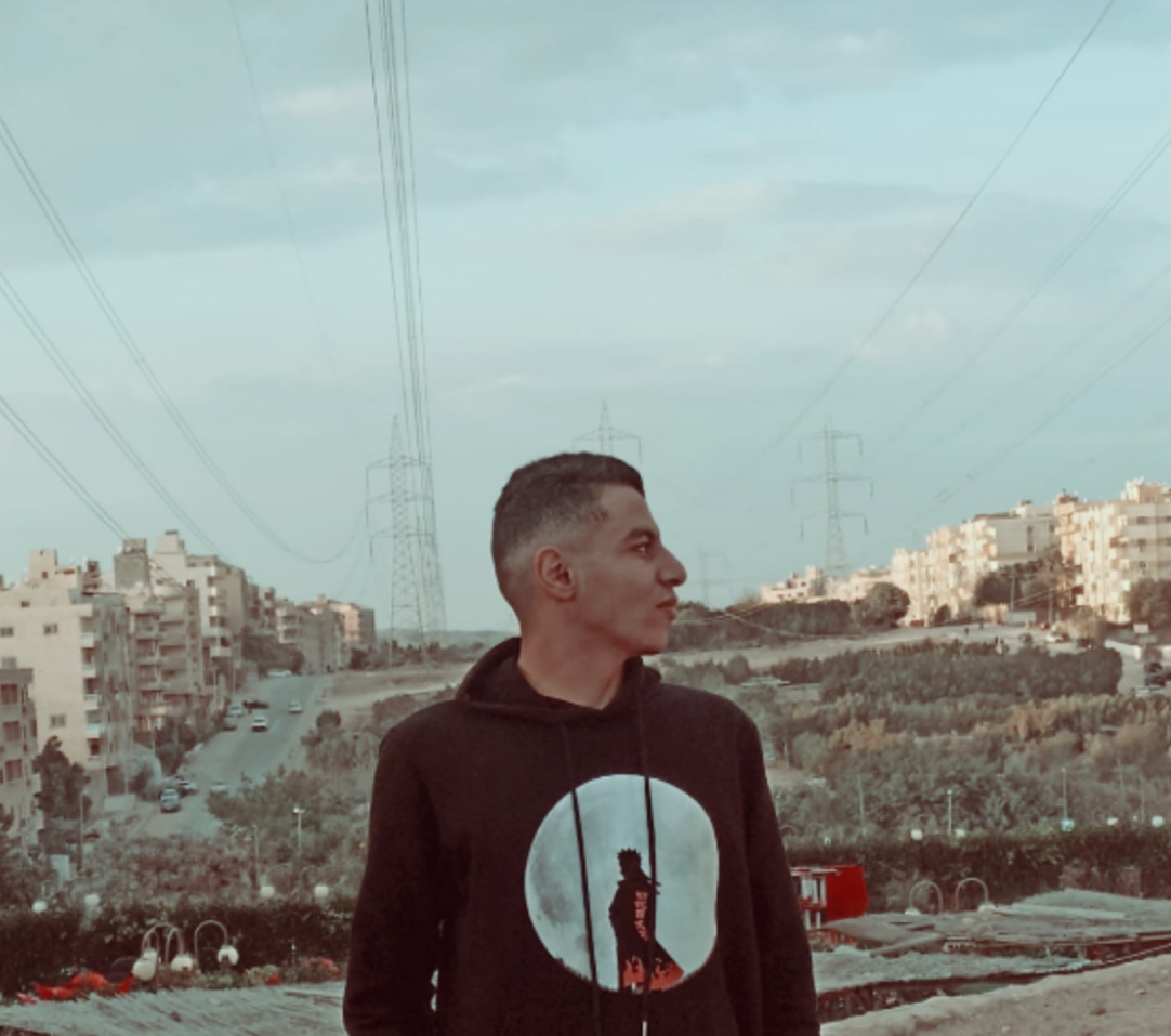 عمرو عبدالعال