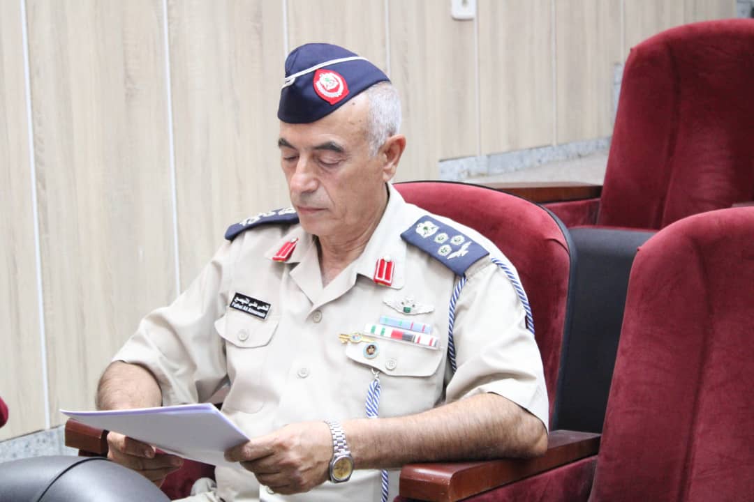 فتحي علي المنيصير